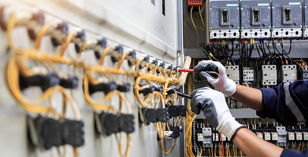 Professional Electrician technician working in Claypool Hill, VA